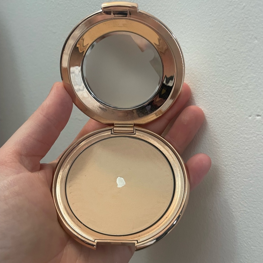 18N Amazonian Blurring Powder